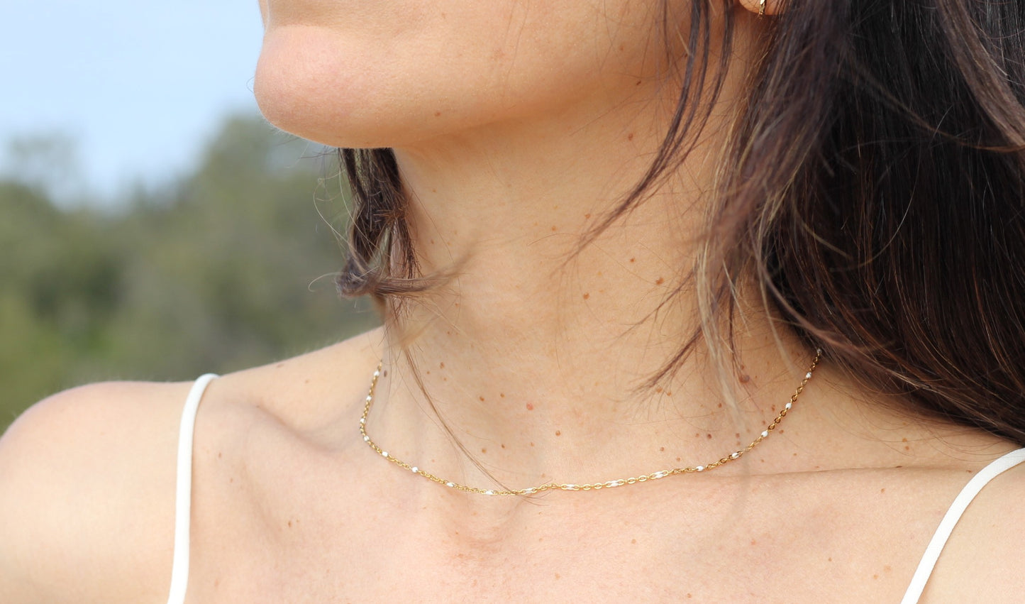 Golden white beaded choker Grace