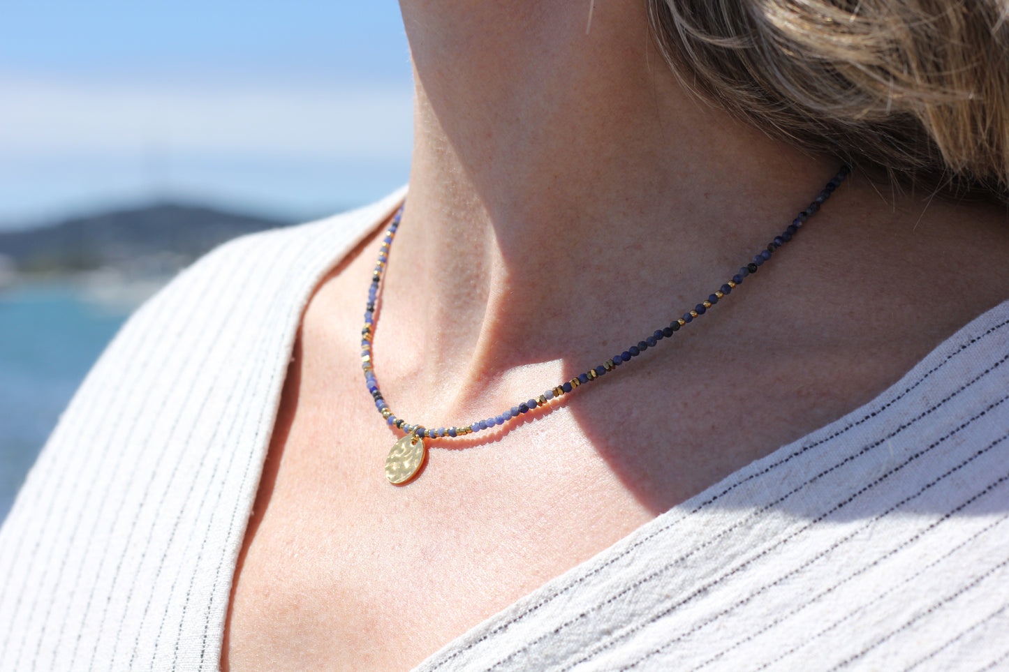 Golden “navy”, dark blue necklace Alba