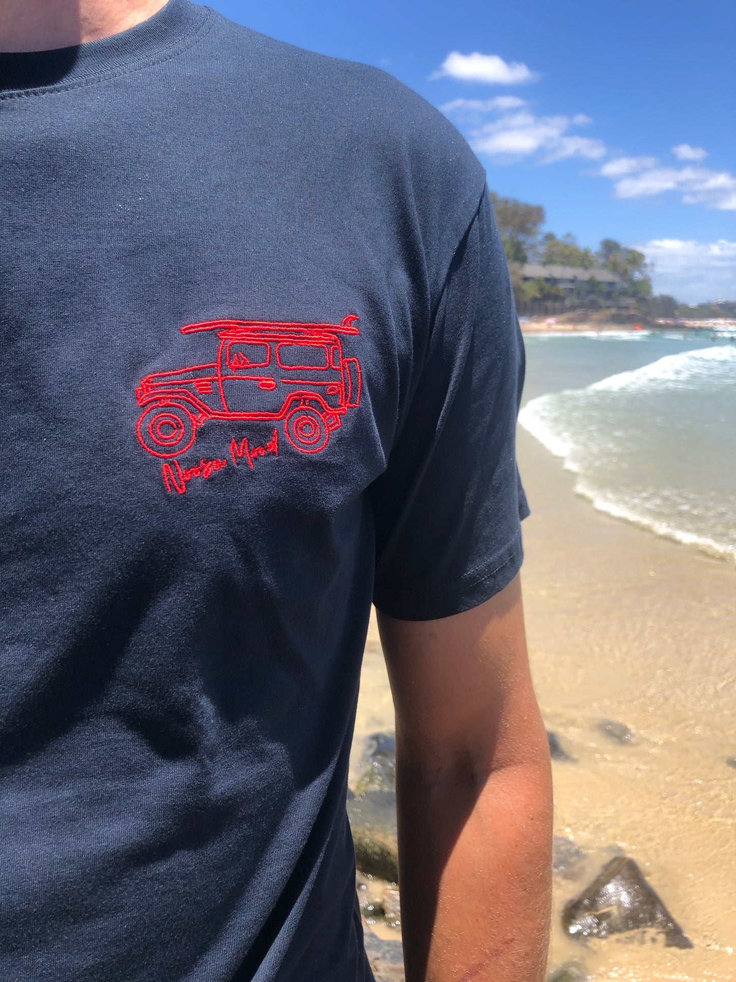 Embroidered red 4X4 with longboard, navy organic cotton, Man T-shirt, Gaspard