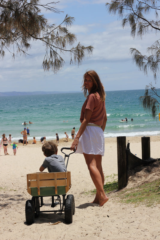 Short woman white skirt Harriet, double cloth fabric with golden elastic
