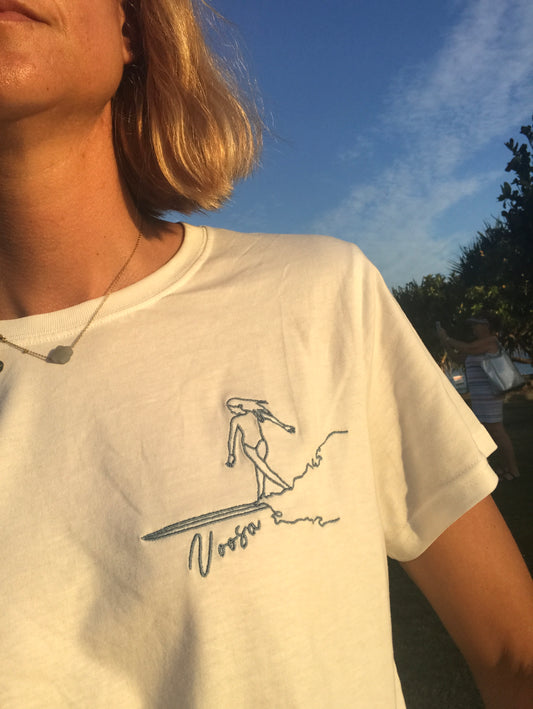 Embroidered Ocean blue Longboard woman Noosa Mood T-shirt Hortense