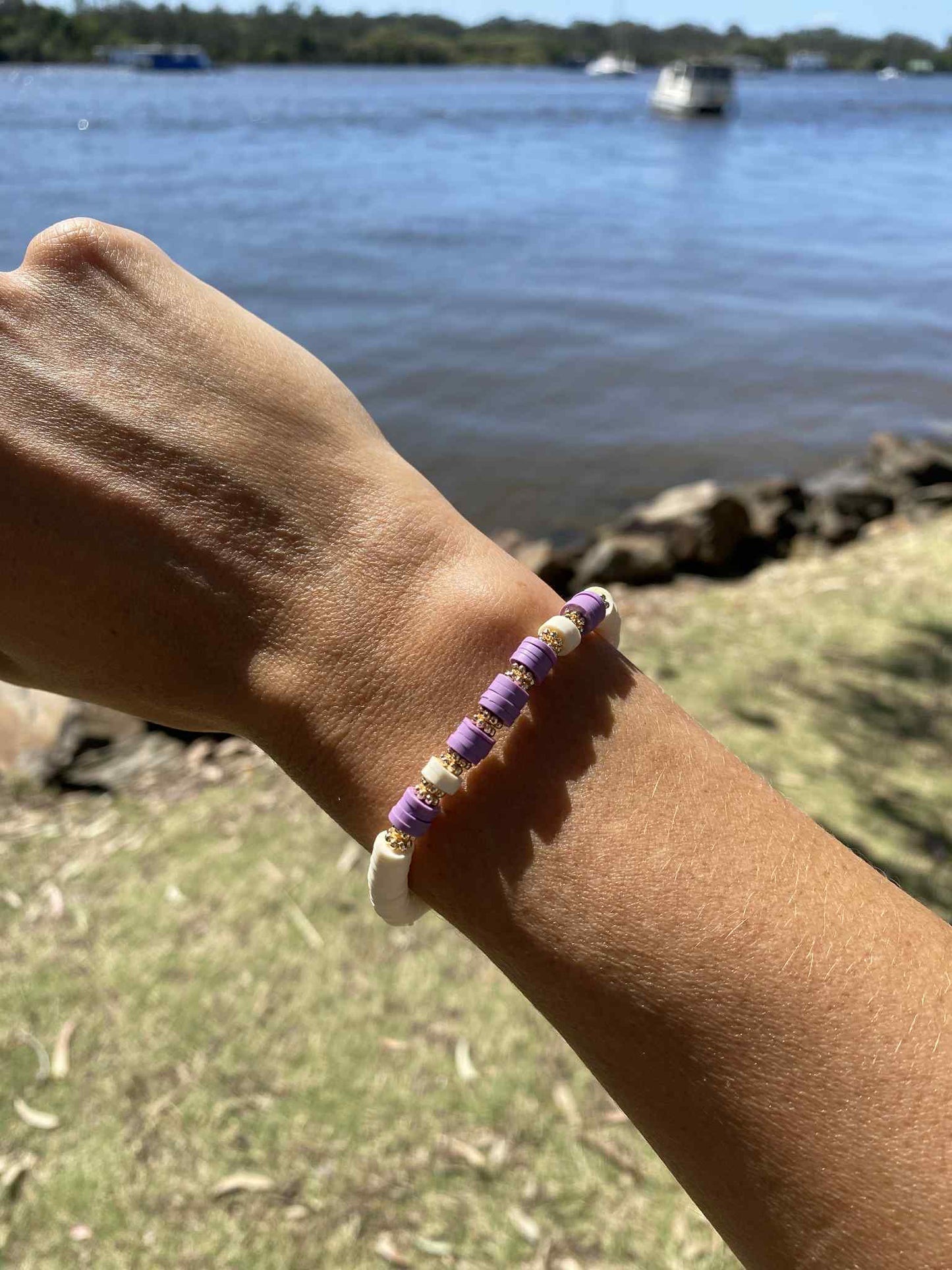 Lilac purple and white beaded stretch bracelet Romy