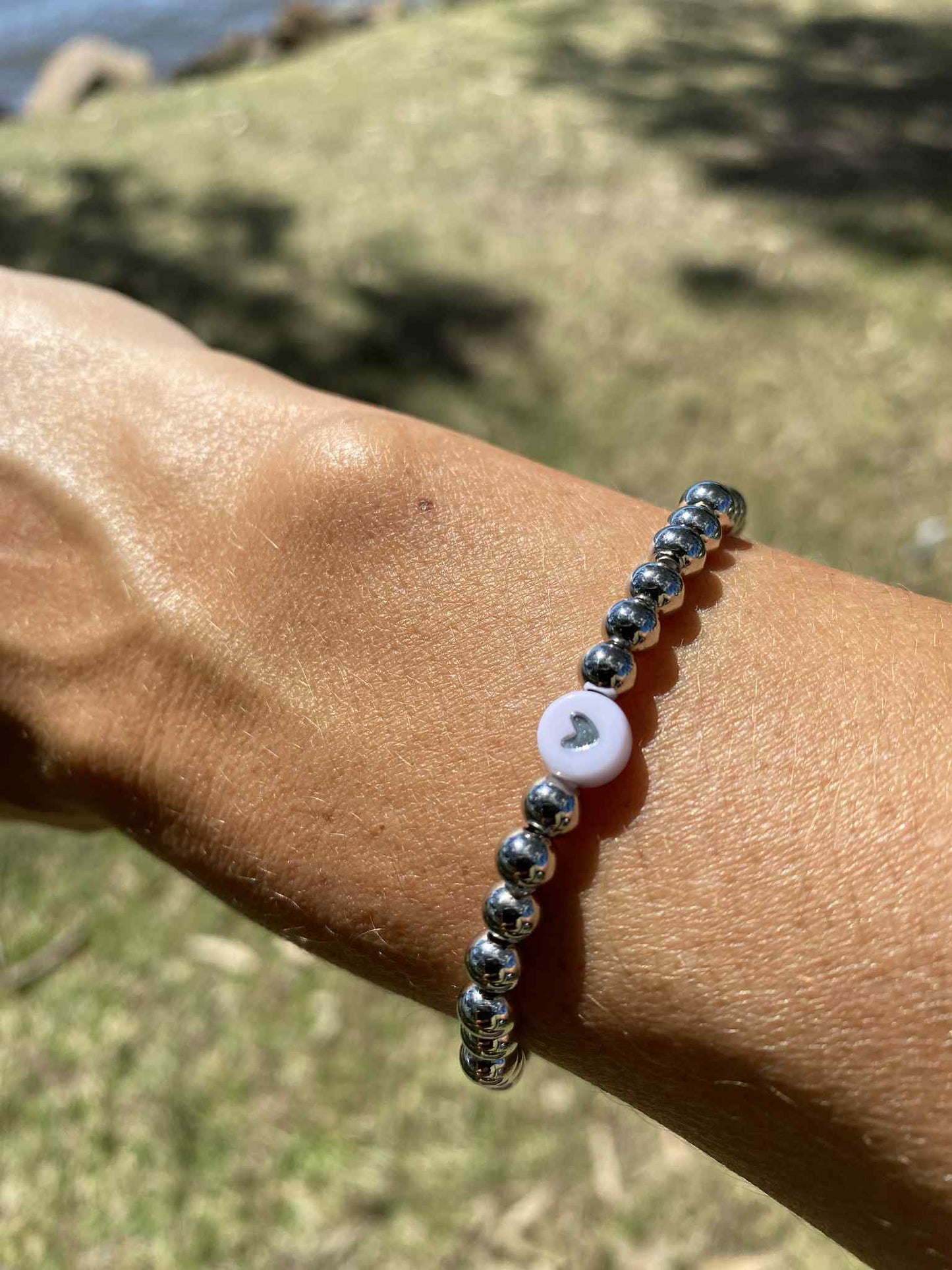 Silvery stretch bracelet Scarlett 1 heart