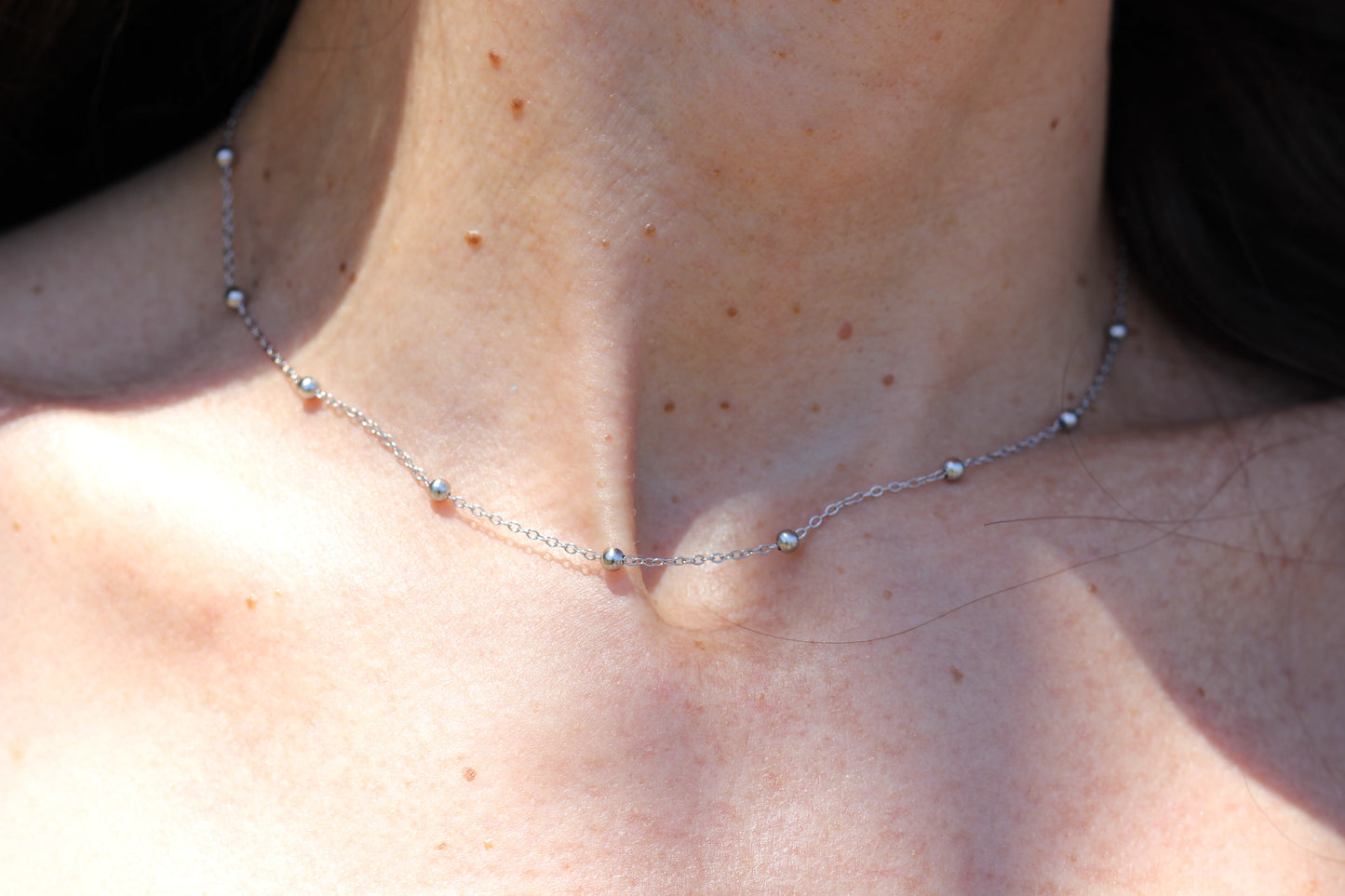 Silvery ball Chain Necklace Ambre