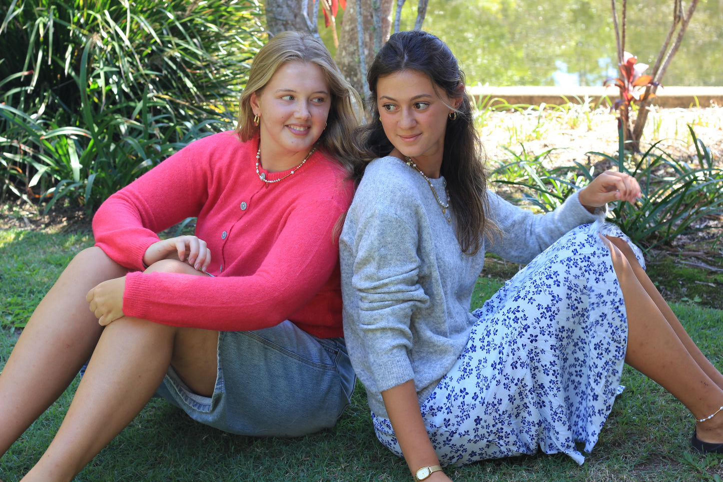 Cardigan Pink, Alma