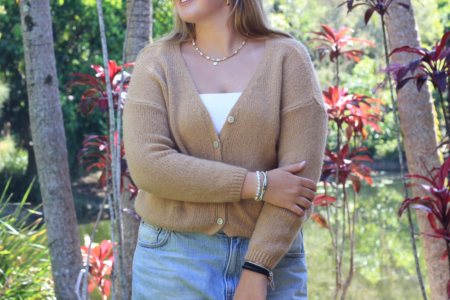 Cardigan Beige, Sunday
