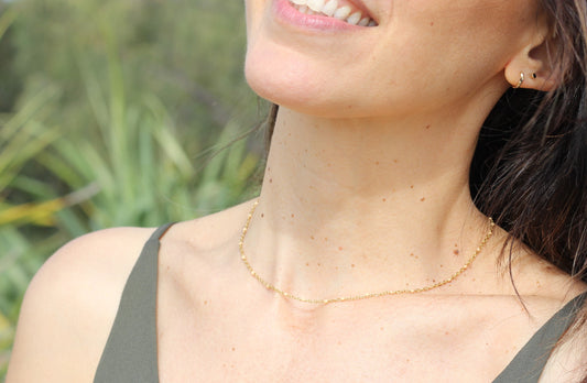 Golden light pink beaded choker Grace