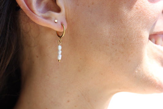 Freshwater pearl earrings Iris