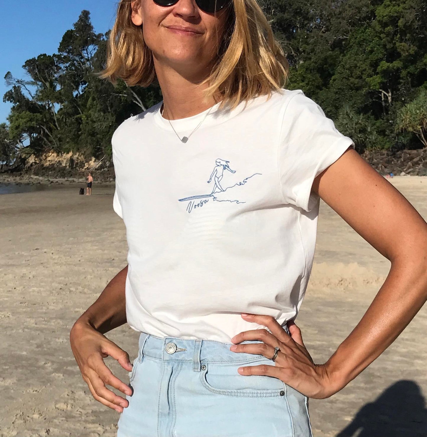 Embroidered Ocean blue Longboard woman Noosa Mood T-shirt Hortense
