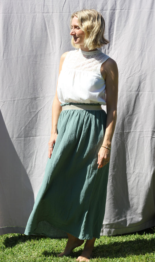 Long woman “dark eucalyptus green” skirt Harriet, double cloth fabric with golden elastic