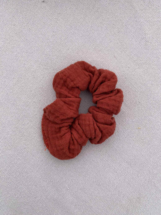 Ochre red scrunshy