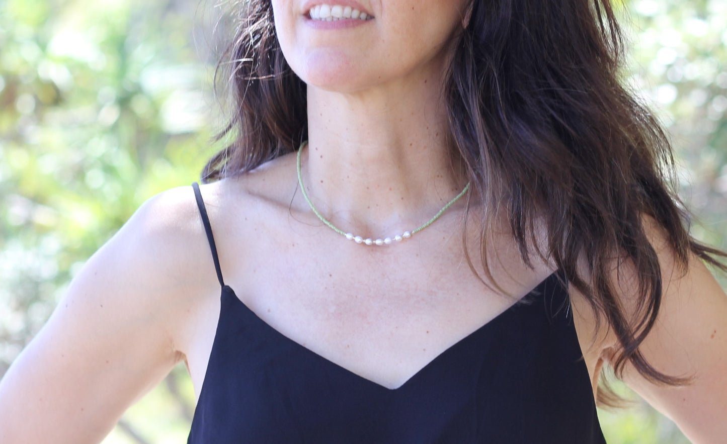 Freshwater pearl sage beads necklace Eleanor