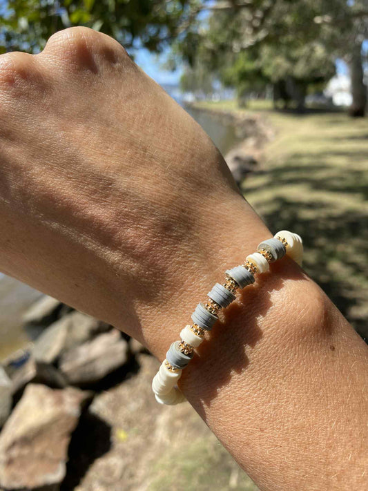 Dolphin grey and white beaded stretch bracelet Romy