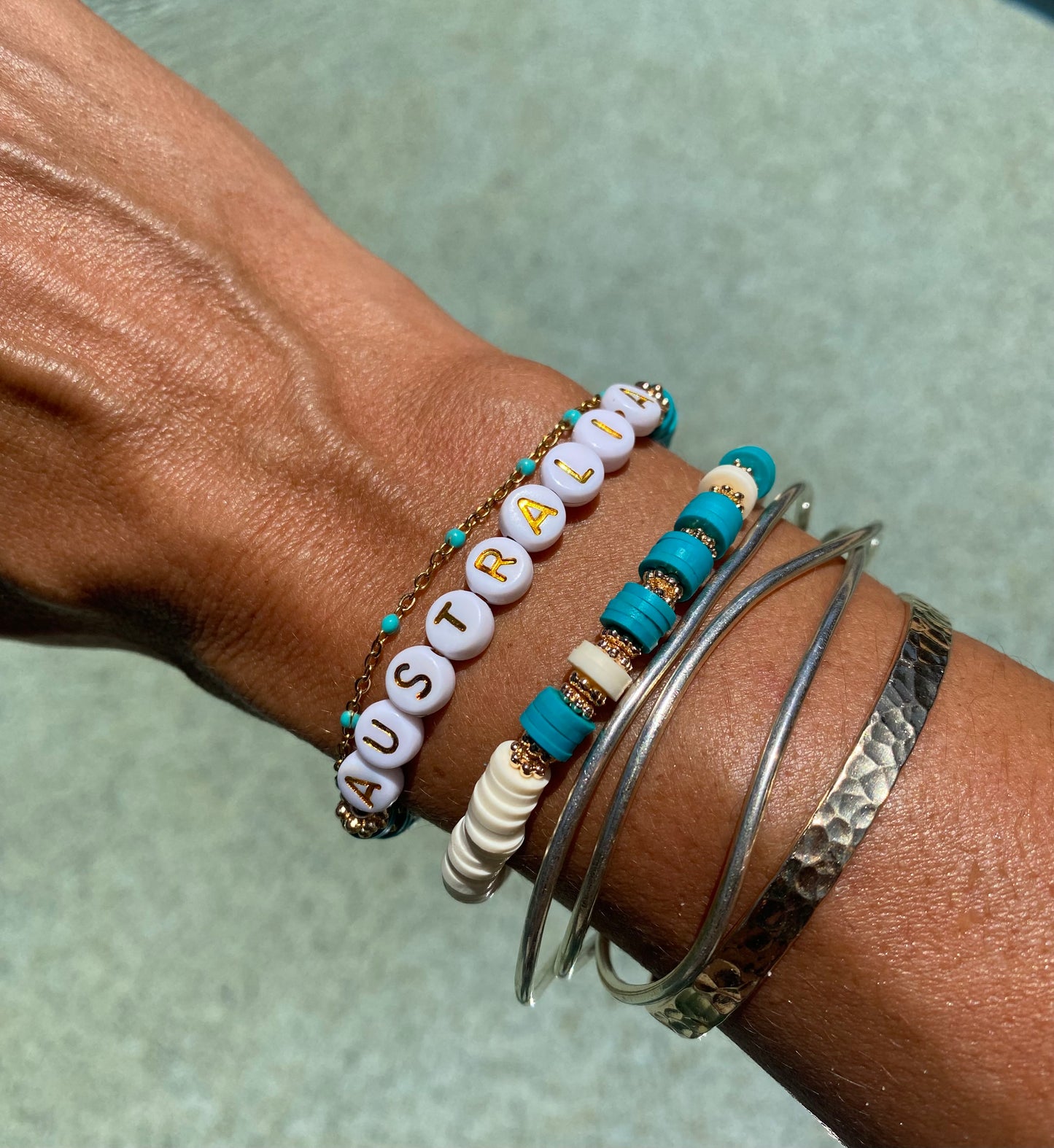 Coastal blue and white beaded stretch bracelet Romy