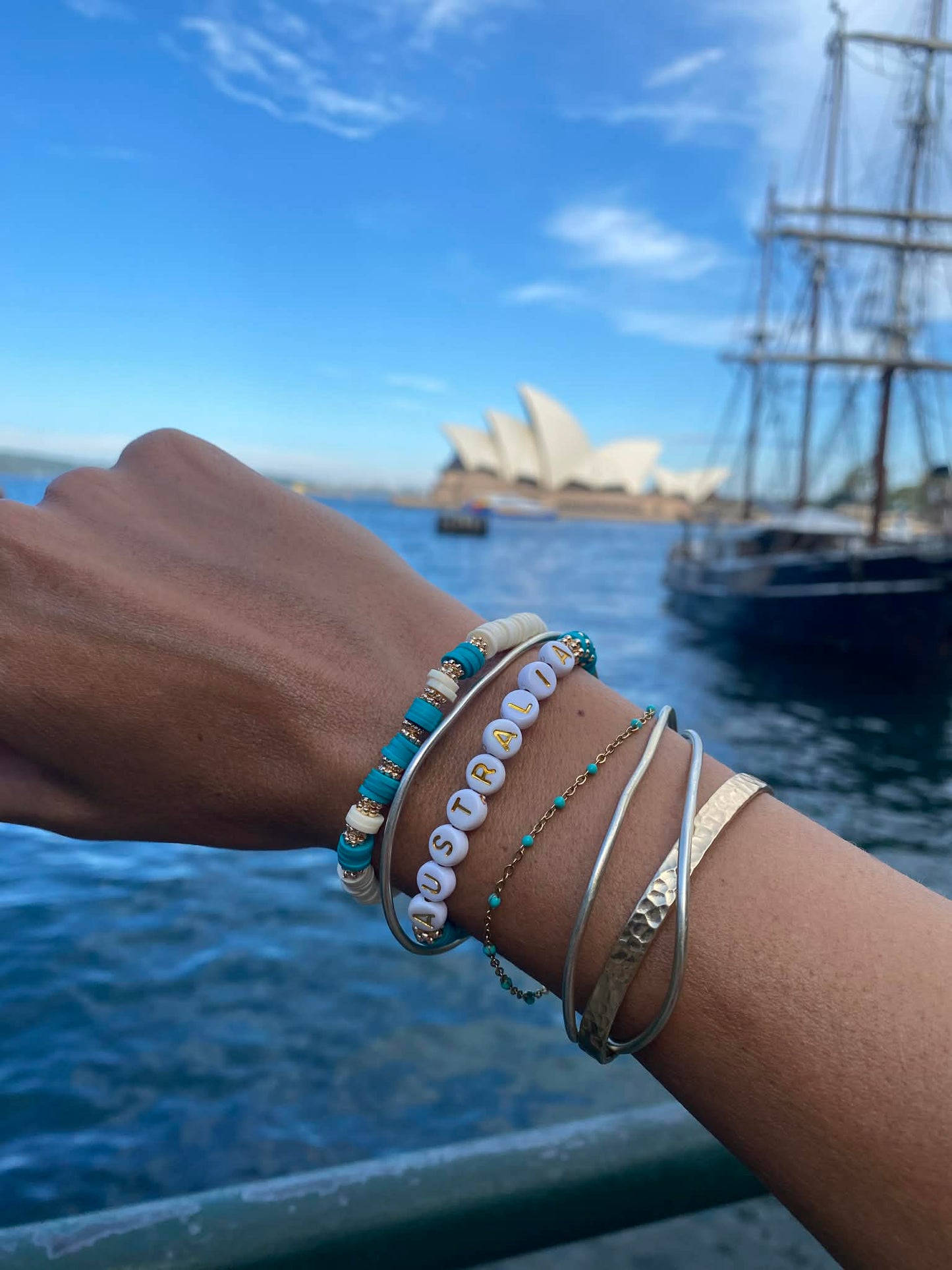 Coastal blue AUSTRALIA beaded stretch bracelet Romy