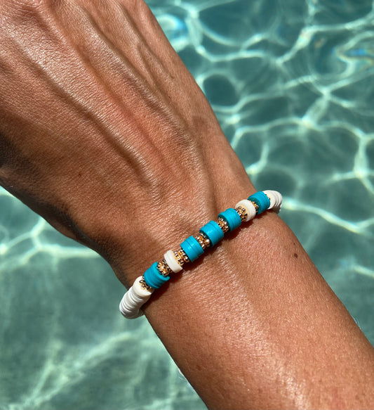 Coastal blue and white beaded stretch bracelet Romy