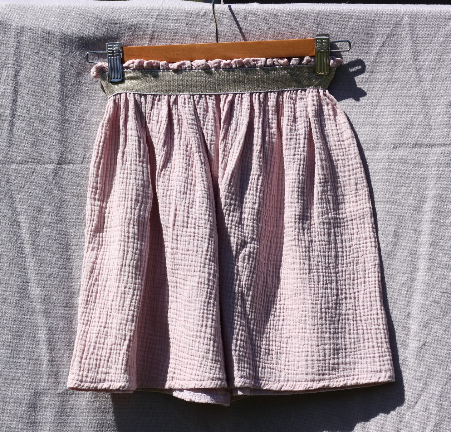 Girl skirt light pink Harriet, double cloth fabric with golden elastic