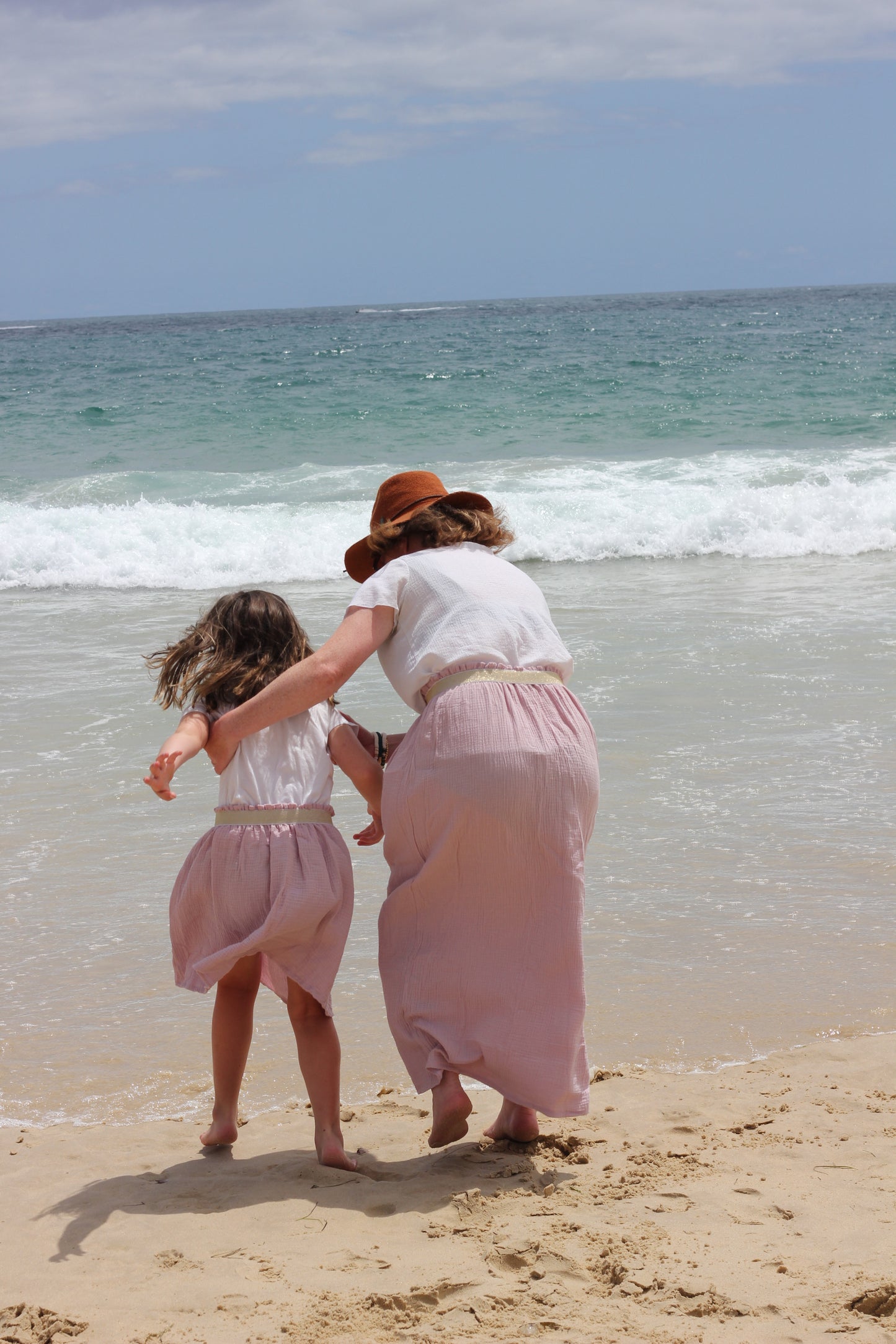 Girl skirt light pink Harriet, double cloth fabric with golden elastic
